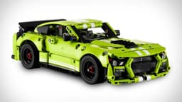 Ford Mustang Shelby GT500 by Lego Ford Mustang Shelby GT500 by Lego