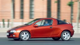Opel Tigra A (1994-2001) Opel Tigra A (1994-2001)