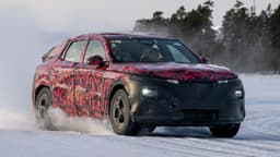 Alfa Romeo Stelvio (2025) offizielle Bilder der Wintererprobung Alfa Romeo Stelvio (2025) offizielle Bilder der Wintererprobung
