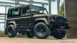 Heritage Customs Land Rover Defender 90 V8 (1985) Heritage Customs Land Rover Defender 90 V8 (1985)