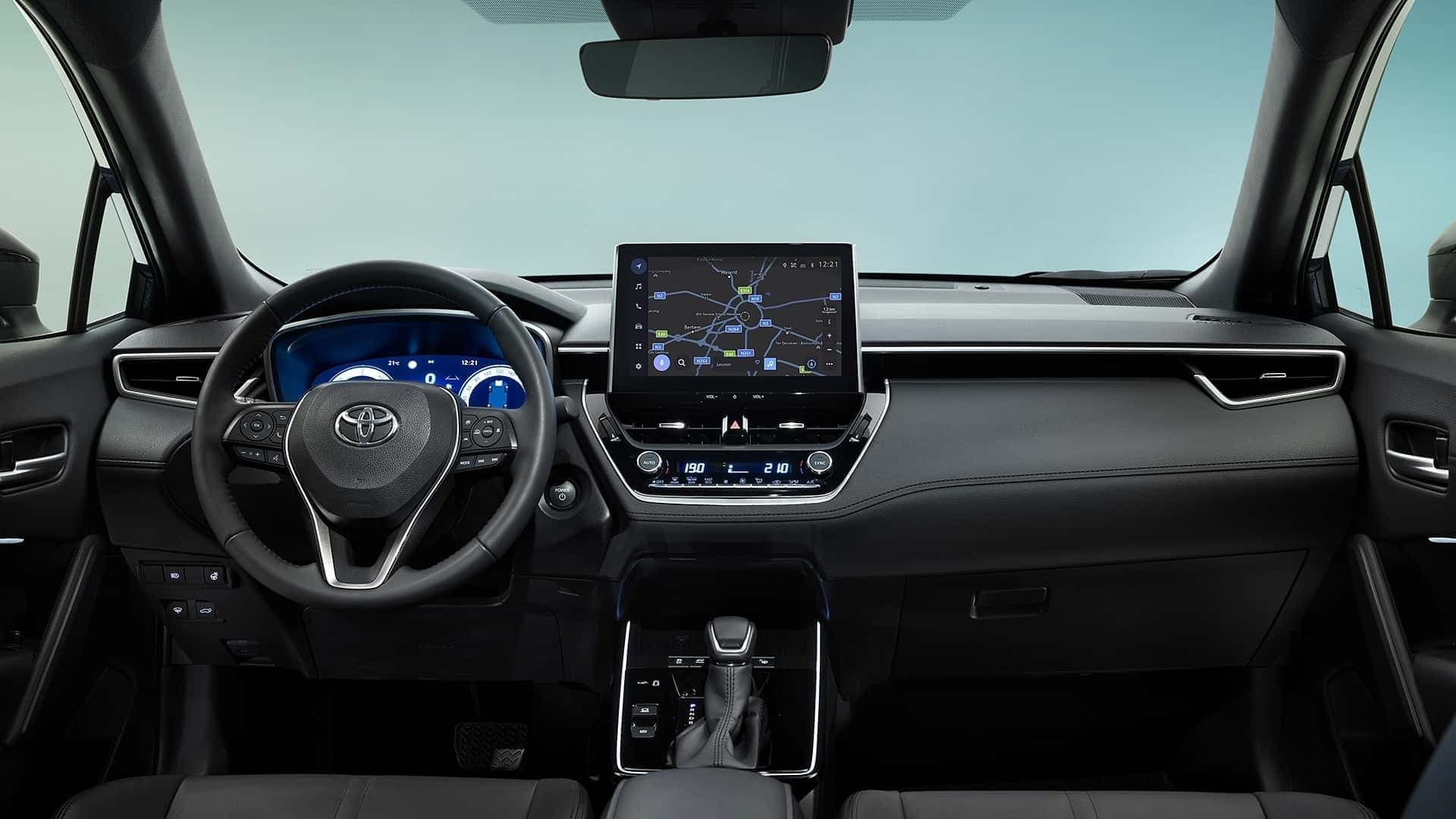 Toyota Corolla Cross, interni e bagagliaio Toyota Corolla Cross, interni e bagagliaio