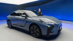 Lexus ES (2025) Lexus ES (2025)