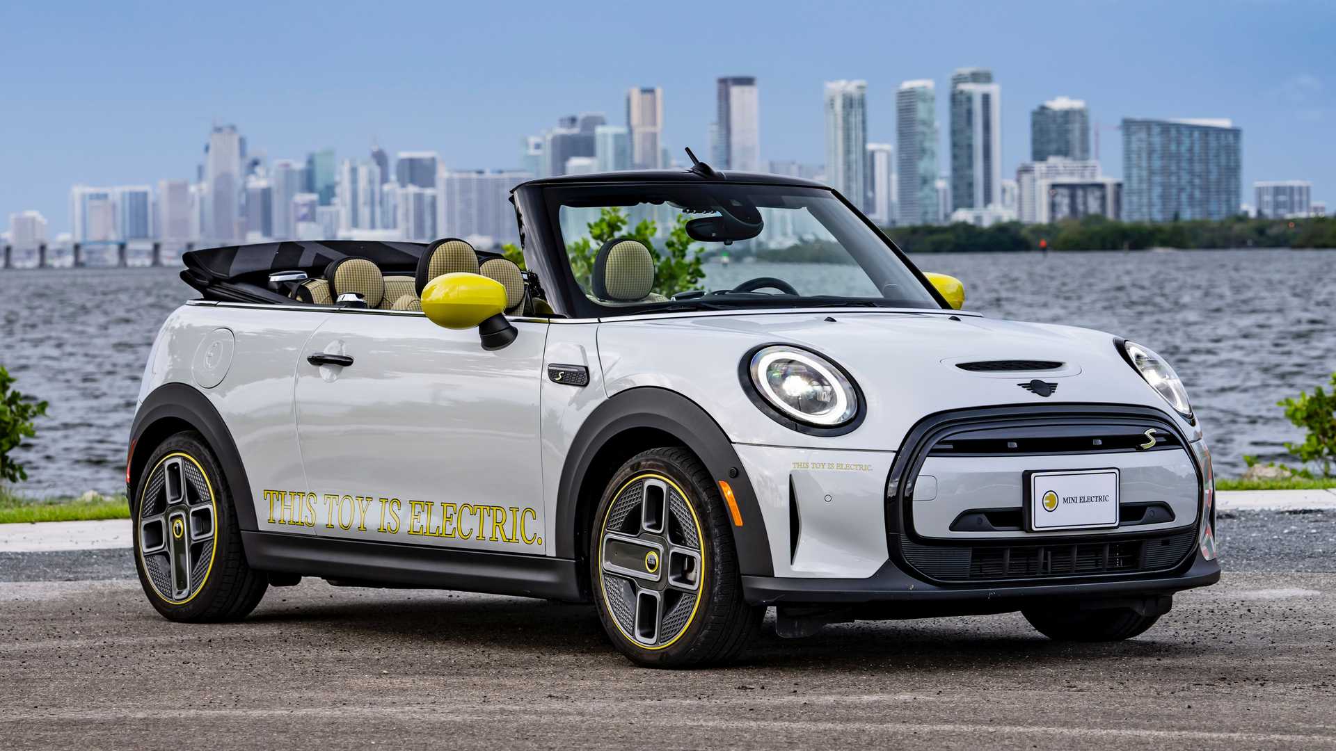 Mini Cooper SE Convertible Prototype First Drive Review
