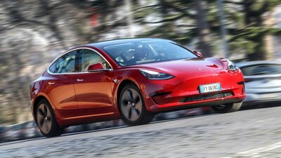 Bild: Tesla Model 3 Gebrauchtwagen