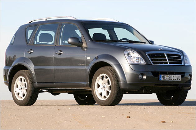 Neue Allradler: Durch Schnee und Schlamm mit Freelander, X5 und Co.