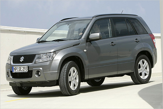 Neue Allradler: Durch Schnee und Schlamm mit Freelander, X5 und Co.