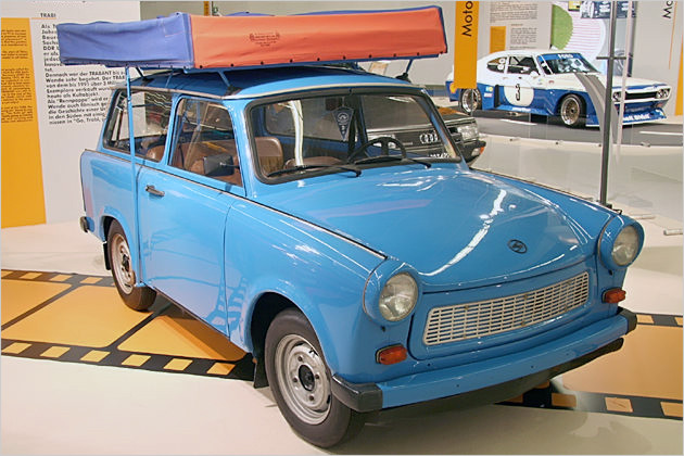 Zurück in die Zukunft: Die schönsten Retro-Autos und ihre Vorbilder