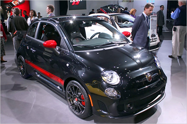 NAIAS 2012: Internationale Neuheiten von Bentley bis Toyota