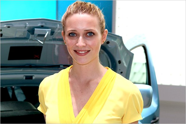 Genfer Autosalon 2012: Die heißesten Girls von der Messe