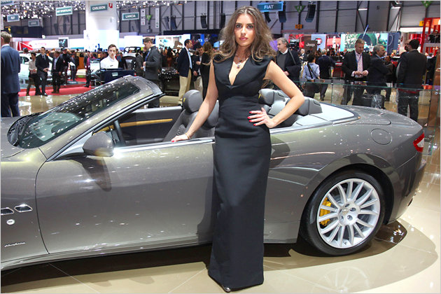Genfer Autosalon 2012: Die heißesten Girls von der Messe