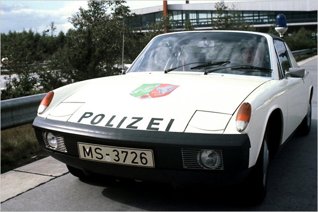 Eins, zwei, Polizei: Die schönsten Streifenwagen von gestern bis heute