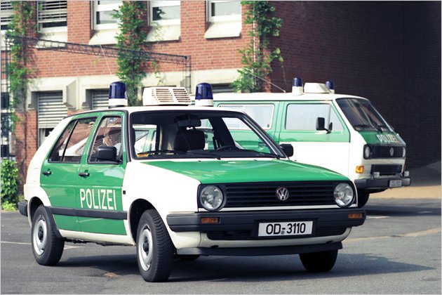 Eins, zwei, Polizei: Die schönsten Streifenwagen von gestern bis heute