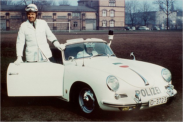 Eins, zwei, Polizei: Die schönsten Streifenwagen von gestern bis heute