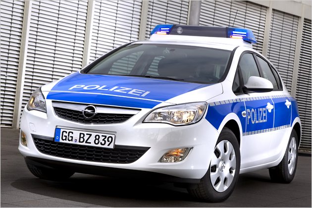 Eins, zwei, Polizei: Die schönsten Streifenwagen von gestern bis heute