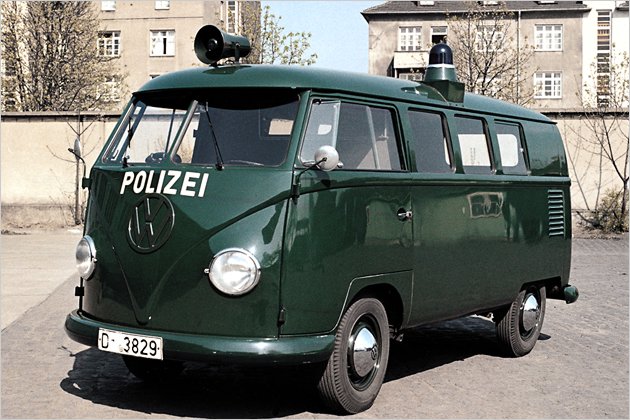 Eins, zwei, Polizei: Die schönsten Streifenwagen von gestern bis heute