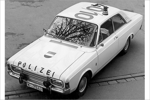 Eins, zwei, Polizei: Die schönsten Streifenwagen von gestern bis heute