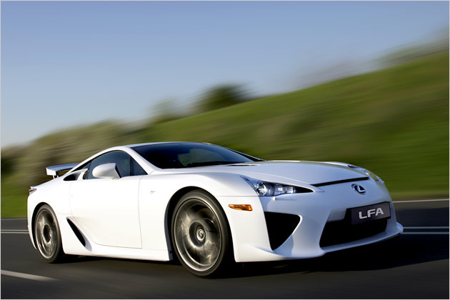 Club 300: Diese Autos knacken die 300-km/h-Marke