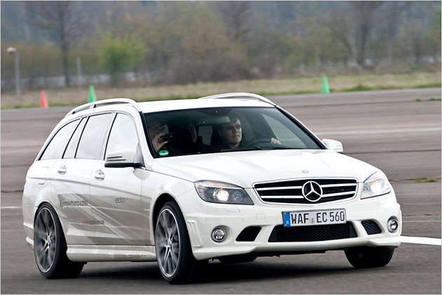 Club 300: Diese Autos knacken die 300-km/h-Marke