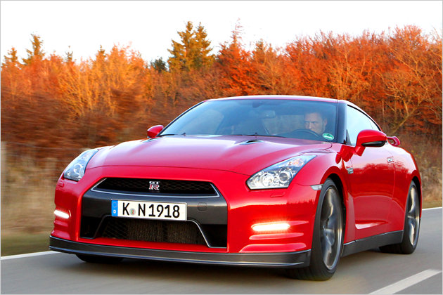 Club 300: Diese Autos knacken die 300-km/h-Marke
