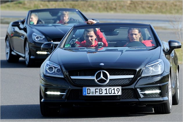 Prominente und ihre Autos: Welcher Star fährt welches Fahrzeug?