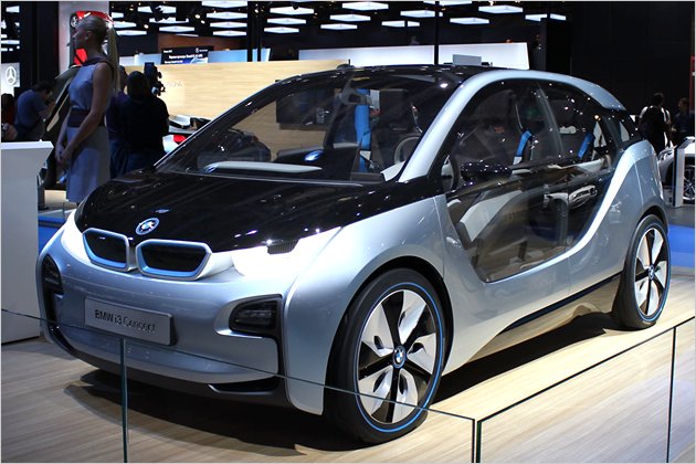 Moskauer Autosalon 2012: Die Highlights der Messe