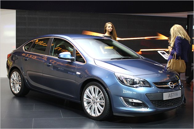 Moskauer Autosalon 2012: Die Highlights der Messe