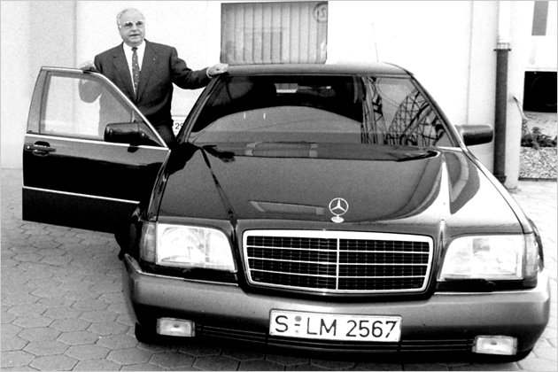 Mercedes S-Klasse: Mit dem Luxusliner durch die Jahrzehnte