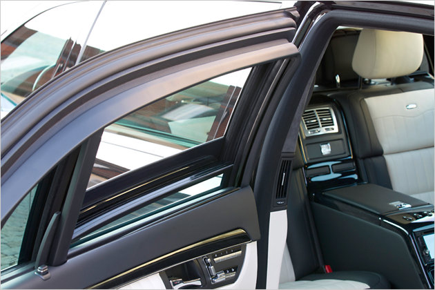 Mercedes S-Klasse: Mit dem Luxusliner durch die Jahrzehnte