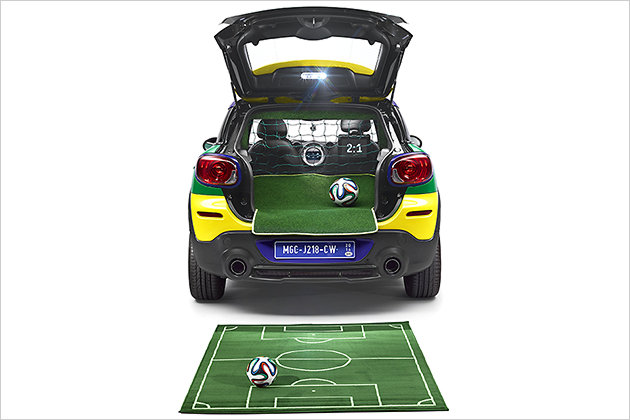 Aprilscherze der Hersteller 2014: Mini Tee-Cooper, Pelz-Yeti, Selfie-Swift