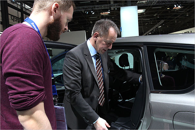 Ford S-Max 2015: Sitzprobe, technische Daten und Marktstart