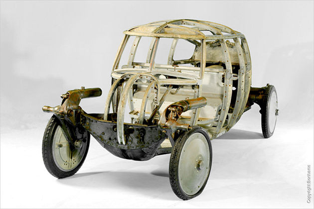 Oldtimer-Auktionen von Bonhams und Artcurial auf der Rétromobile 2015 
