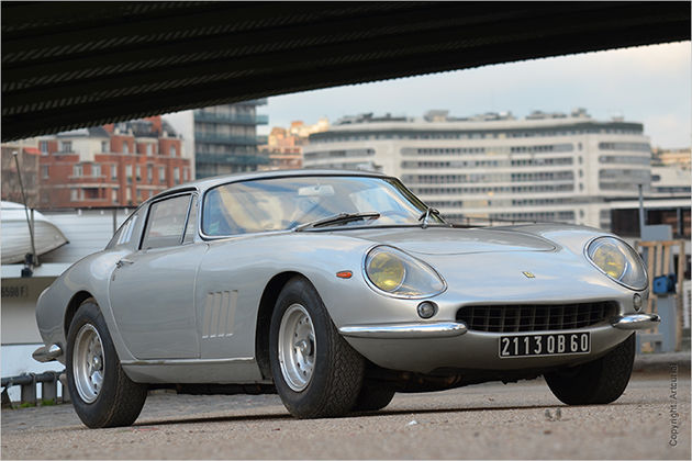 Oldtimer-Auktionen von Bonhams und Artcurial auf der Rétromobile 2015 