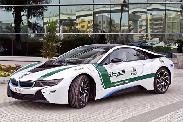 BMW i8, Bugatti Veyron und Co: Das sind die stärksten Polizeiautos der Welt