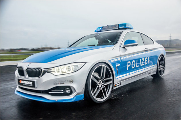 BMW i8, Bugatti Veyron und Co: Das sind die stärksten Polizeiautos der Welt