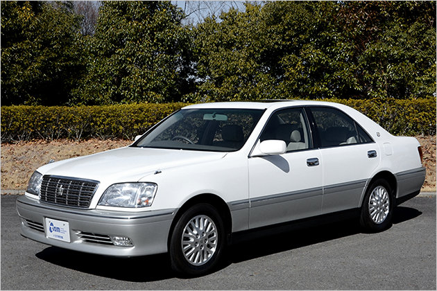 14 Generationen Toyota Crown: Japans obere Mittelklasse wird 60