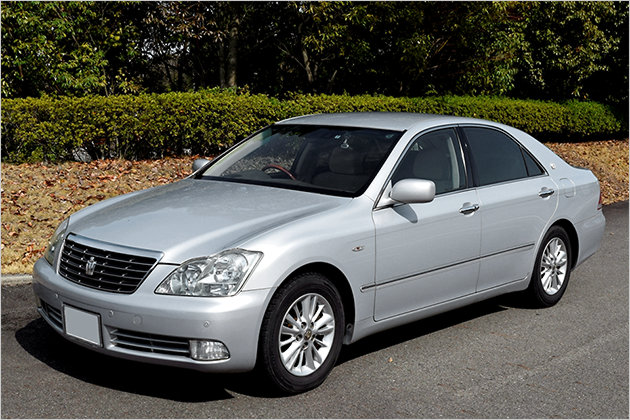 14 Generationen Toyota Crown: Japans obere Mittelklasse wird 60