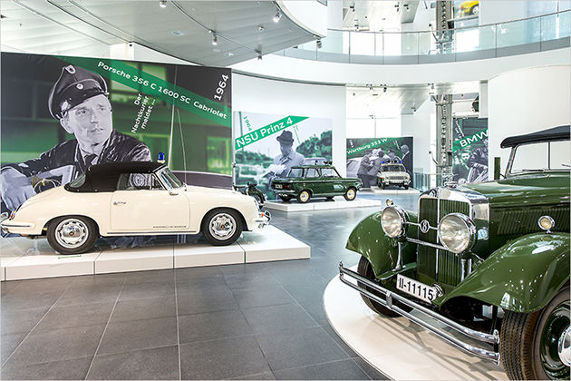 Razzia! Historische Polizeiautos im Audi-Museum als Bildergalerie