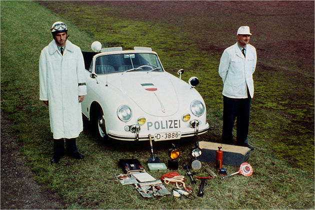 Razzia! Historische Polizeiautos im Audi-Museum als Bildergalerie