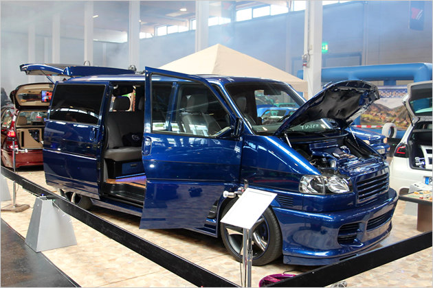 Messe-Rundgang: Die Highlights der Tuning World Bodensee 2015