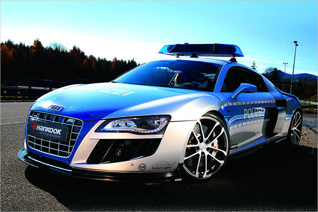 Bugatti, Ferrari, McLaren und Lamborghini auf Streife: Die stärksten Polizeiautos der Welt