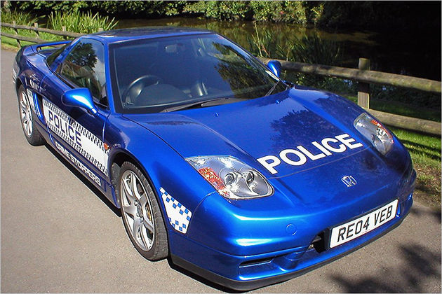 Bugatti, Ferrari, McLaren und Lamborghini auf Streife: Die stärksten Polizeiautos der Welt