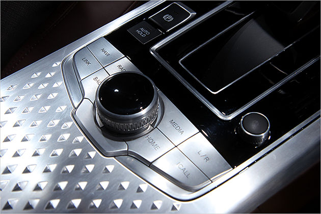 IAA 2015: Erste Sitzprobe im Borgward BX7 TS mit technischen Daten und Marktstart