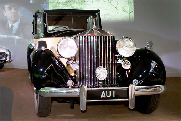 Die Autos von 007