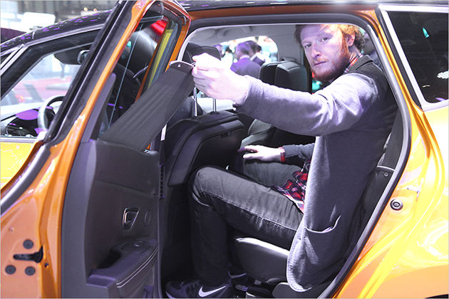 Renault Scénic (2016) auf den Genfer Autosalon: Sitzprobe in dem kompakten Crossover-Van