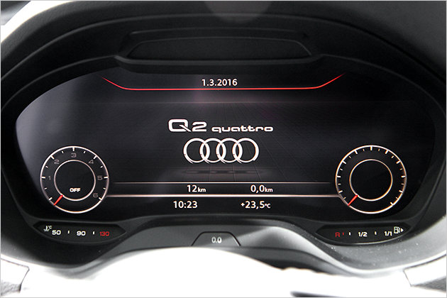 Audi Q2 auf dem Genfer Autosalon 2016: Sitzprobe im kleinsten Q