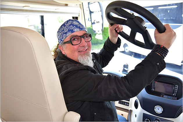 Prominenz am Benz: Die Stars und ihre Autos