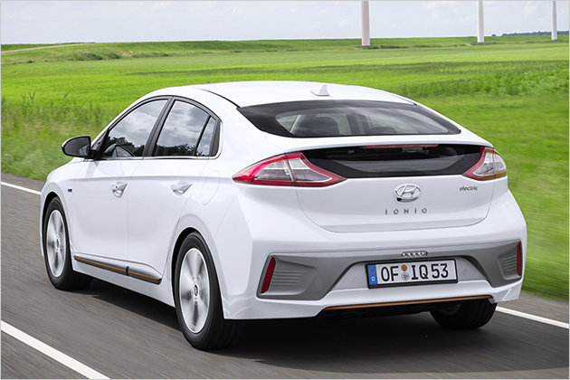 Saft ohne Ende: Die Reichweitenkönige der Elektroautos in einer Bildergalerie