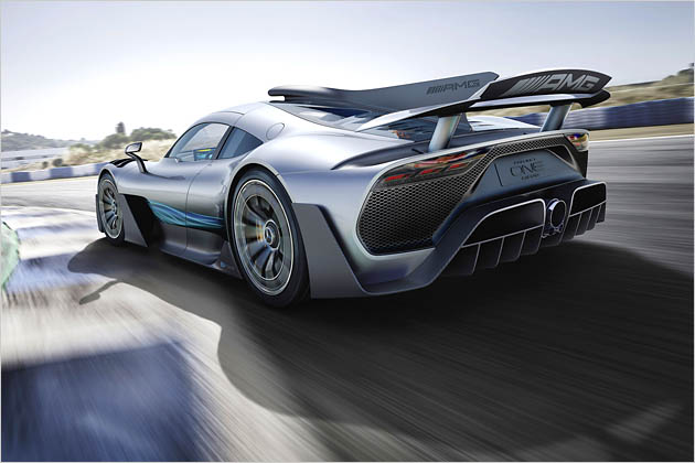 Serienautos mit Formel-1-Technik im Überblick