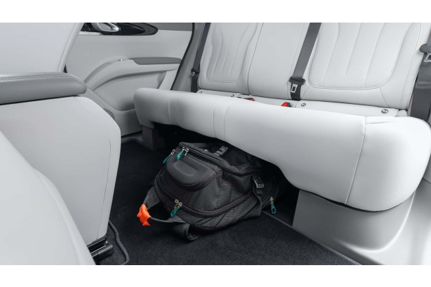 Geely E2 2026 Verstaufach unter der Rückbank