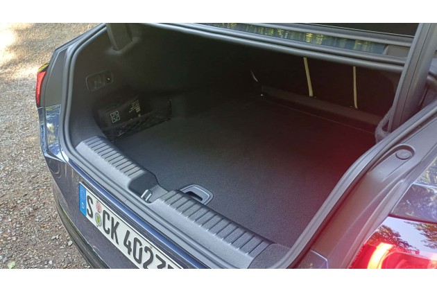 Mercedes C 400 4Matic Avantgarde 2026 Interieur Detail